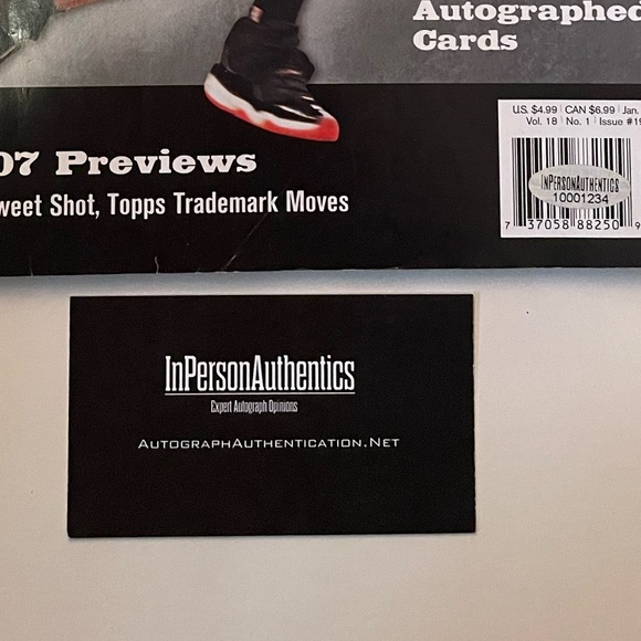 Authenticated signed Beckett magazine of the great Michael Jordan. - Picture 3 of 3